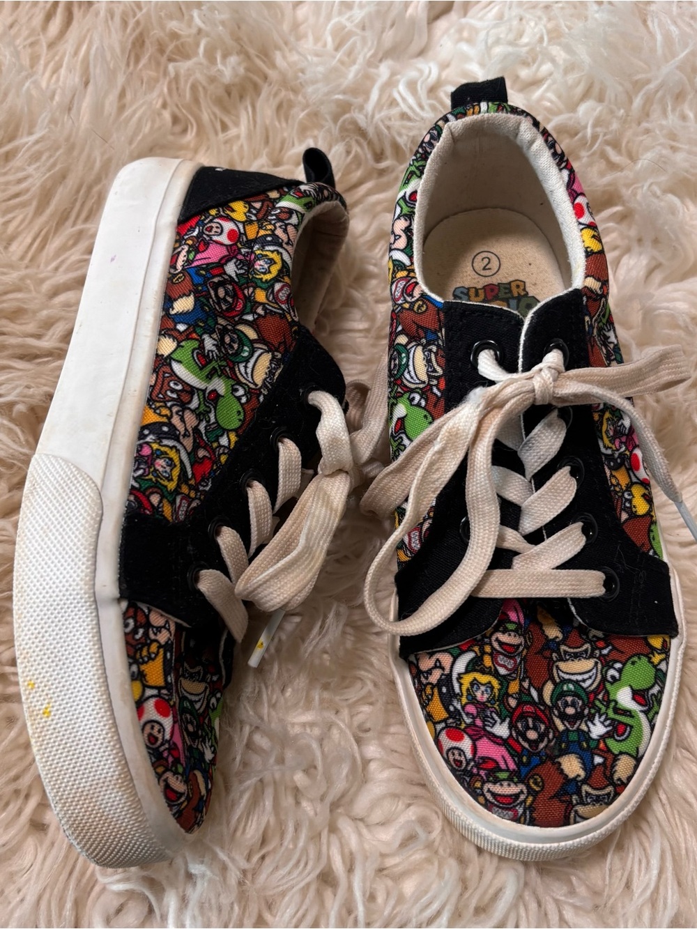 Super Mario colorful character-print kids sneakers with black trim